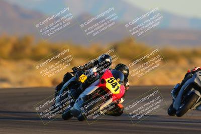 media/Jan-21-2023-CVMA (Sat) [[b9eef8ba1f]]/Race 13 500 Supersport-350 Supersport/